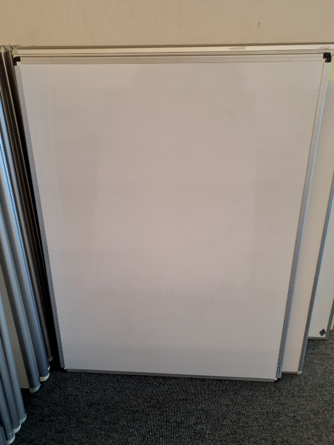WhiteBoard (90 x 120) - 8017